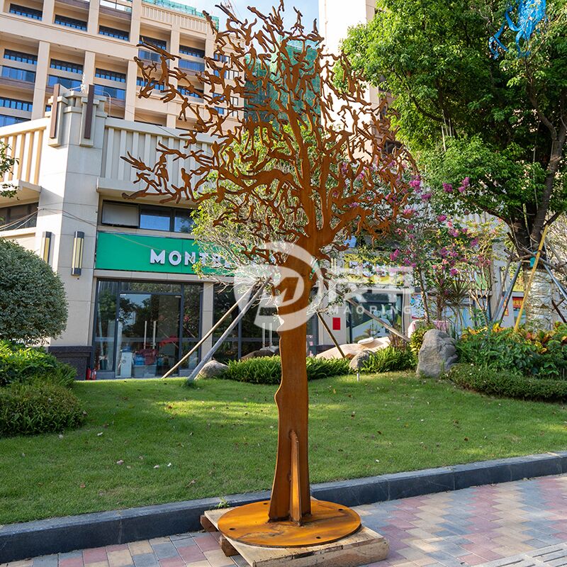 Creative corten steel tree sculpture for yard decoration - Image 4