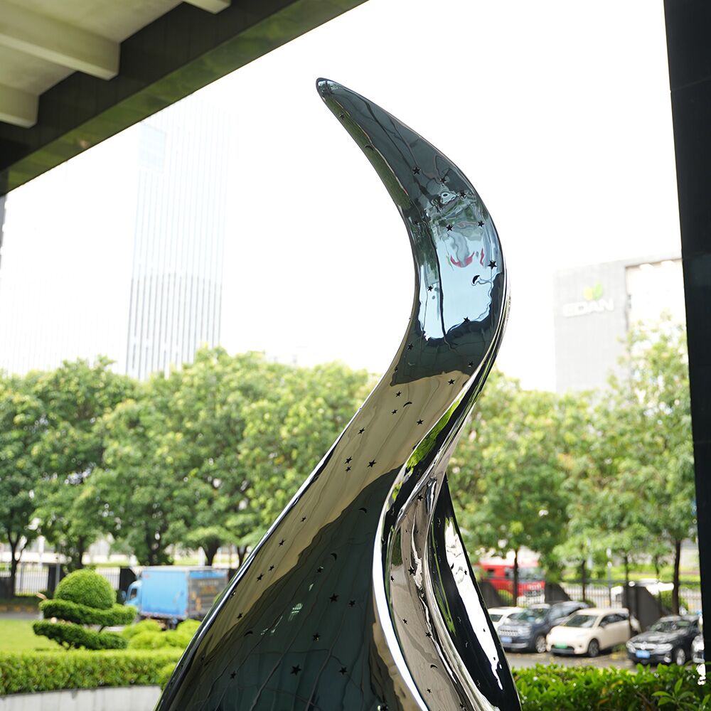Mirror Polished Flame-Inspired Art for Public & Commercial Spaces - Image 5