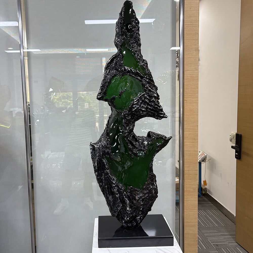 Resin Abstract Sculpture 805