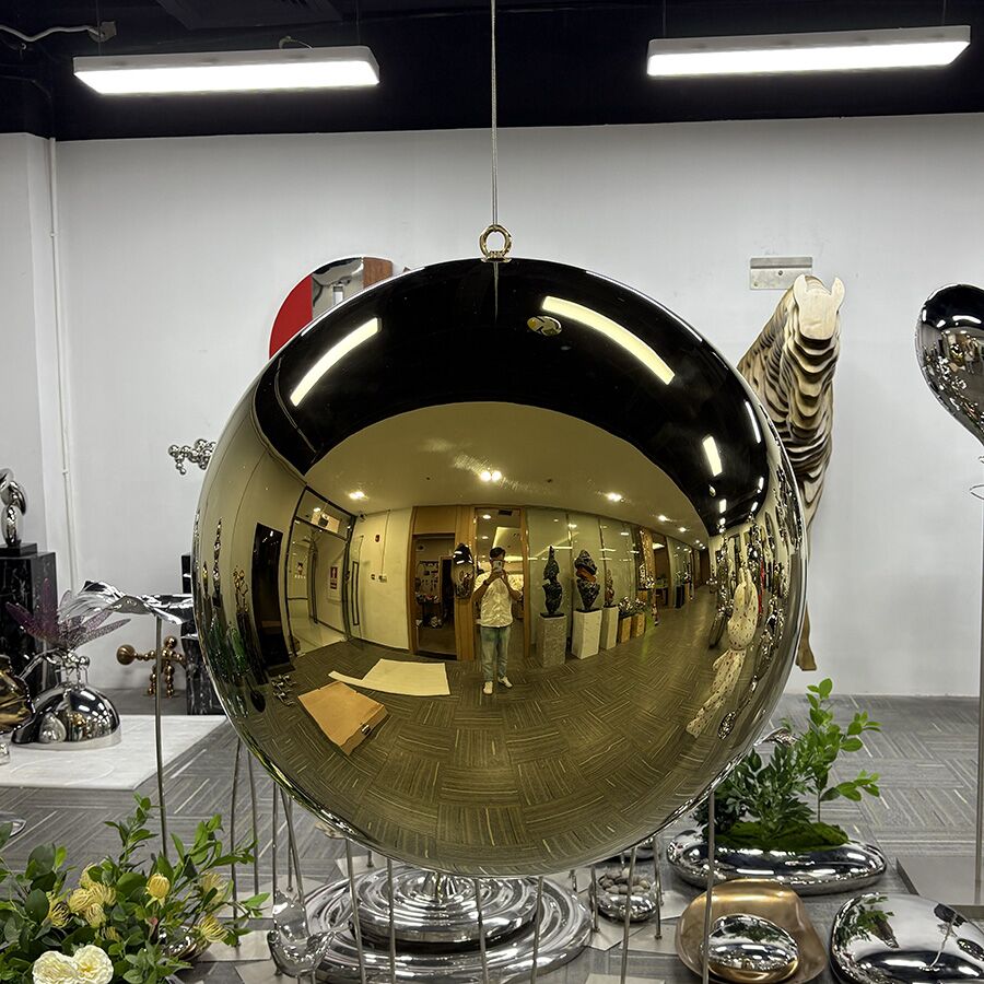 90 cm Stainless Steel Golden Ball Sculpture | Luxury Mirror Polished Metal Artwork for Modern Interiors - Image 2