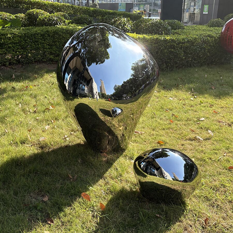 River Stone Sculptures 2