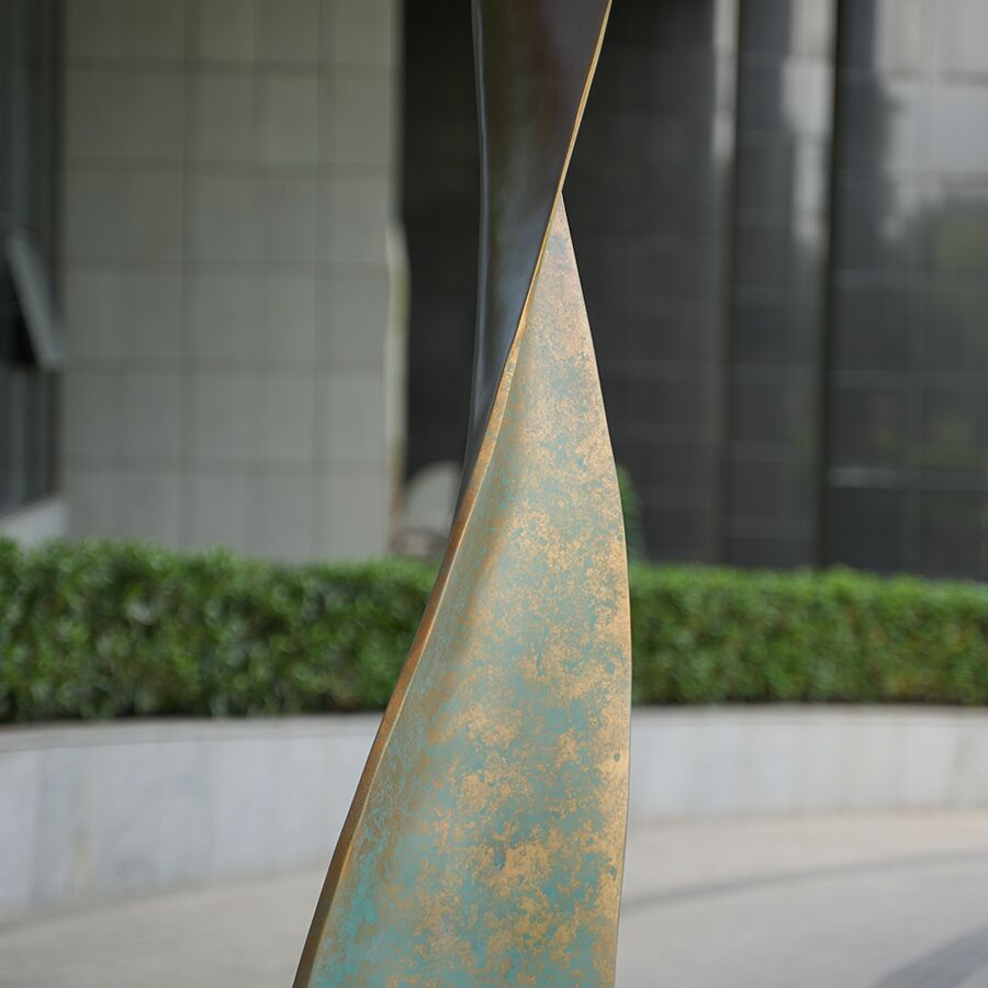 Abstract Stainless Steel Floor Sculpture with Patina Finish for Luxury Interior Spaces - Image 3