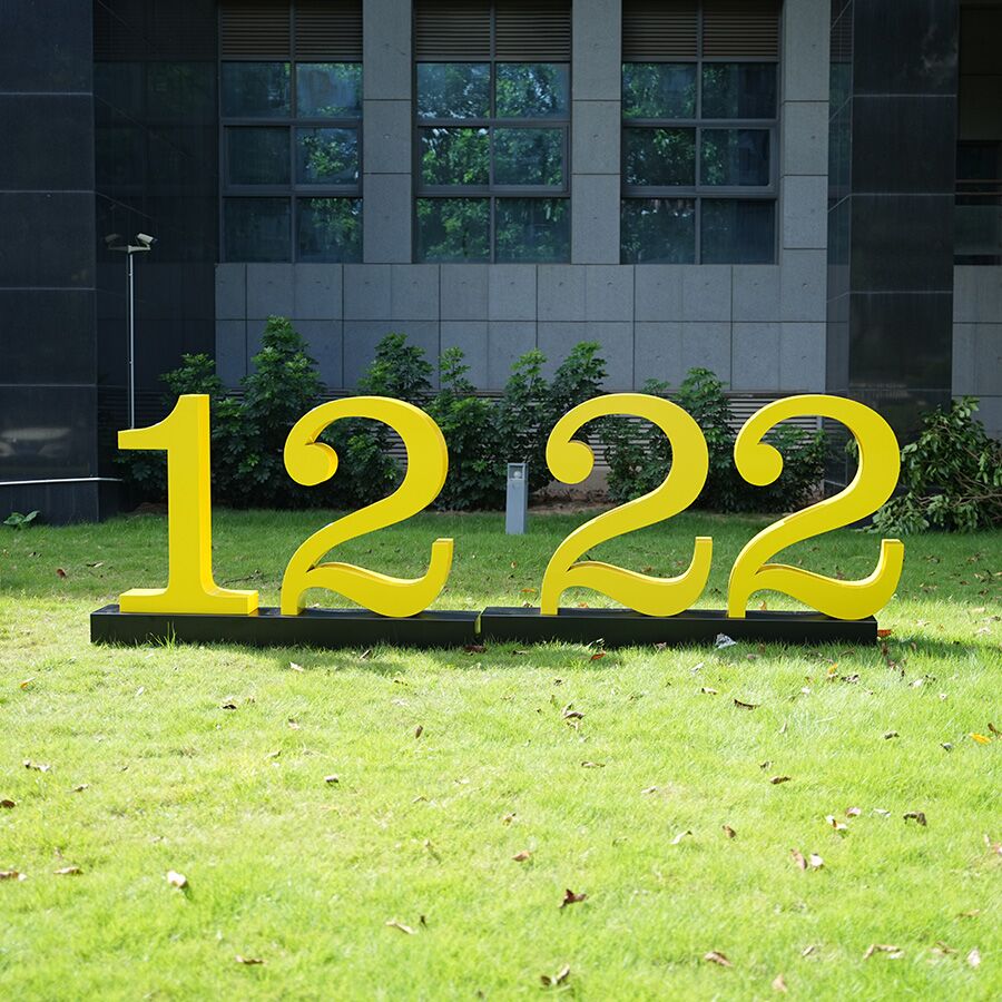 steel number sculpture 2